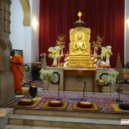 Goldy Guest House Varanasi Luaran gambar