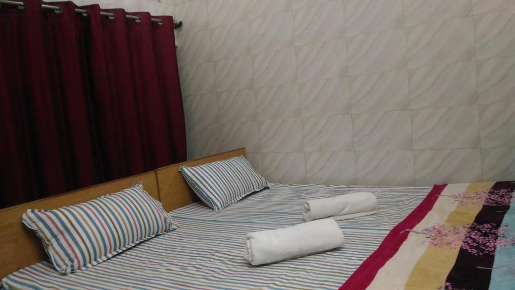 Goldy Guest House Varanasi Luaran gambar